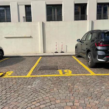 アパート Morivione - Bocconi Free Parking ミラノ