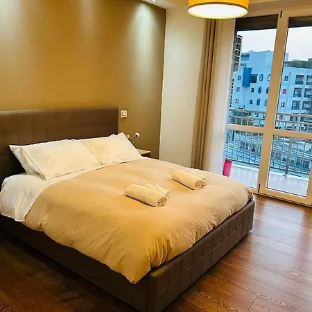 Morivione - Bocconi Free Parking Apartment *