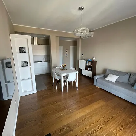 Morivione - Bocconi Free Parking Apartment Milan
