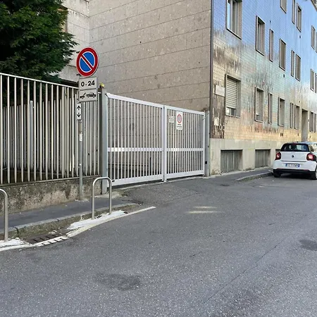 Apartment Morivione - Bocconi Free Parking *